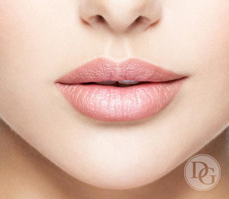 PERMANENT MAKE-UP - Lippenkontur